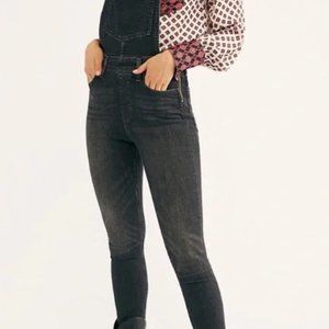 Levi's Black Jeans Overalls 27
